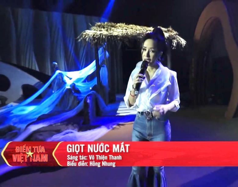 Hong Nhung giot nuoc mat Diem tua Viet Nam