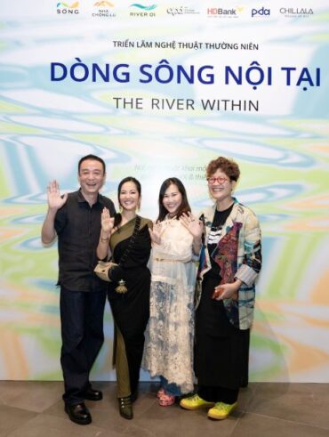 Trien lam nghe thuat Dong song noi tai